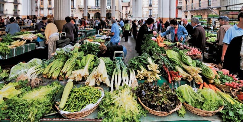 Artisan Crafts & Markets