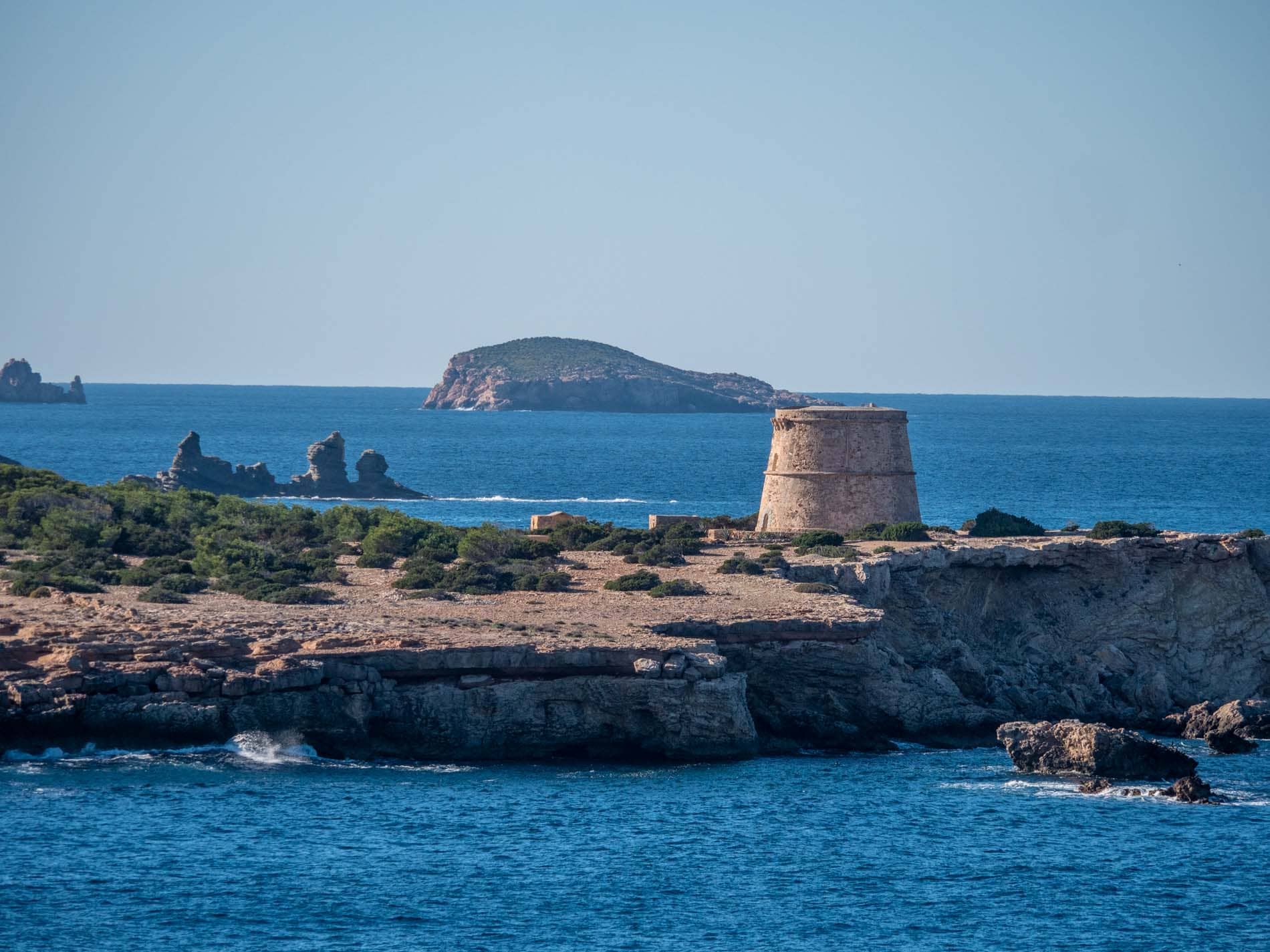 Secluded Sea Access
