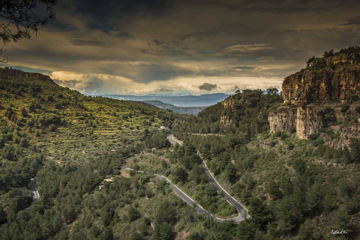 Rugged Mountain Peaks