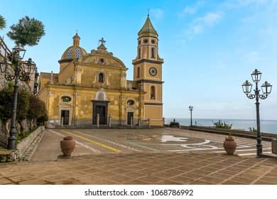 Piazza San Gennaro