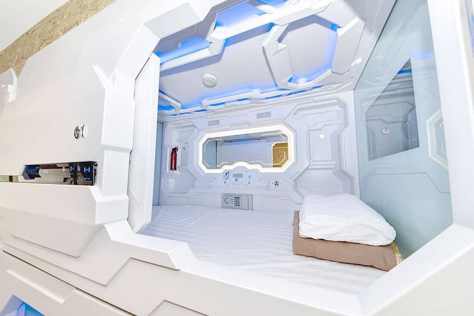 Space Q Capsule Hotel