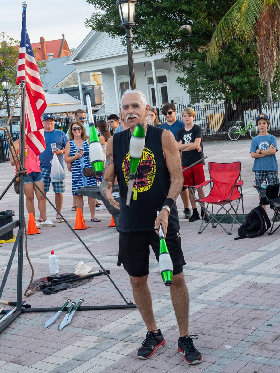 Street Performers & Live Music