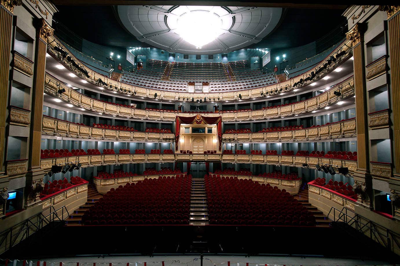Behind-the-Scenes Tour