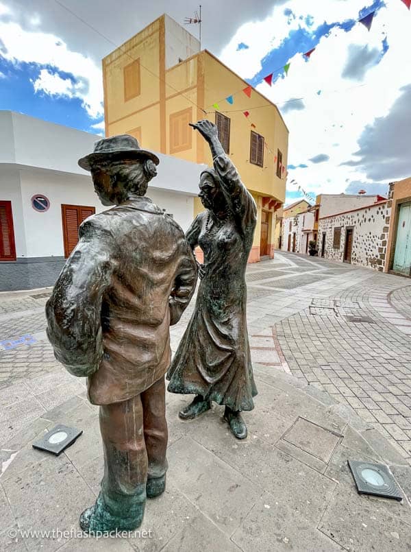 Artistic Sculptures