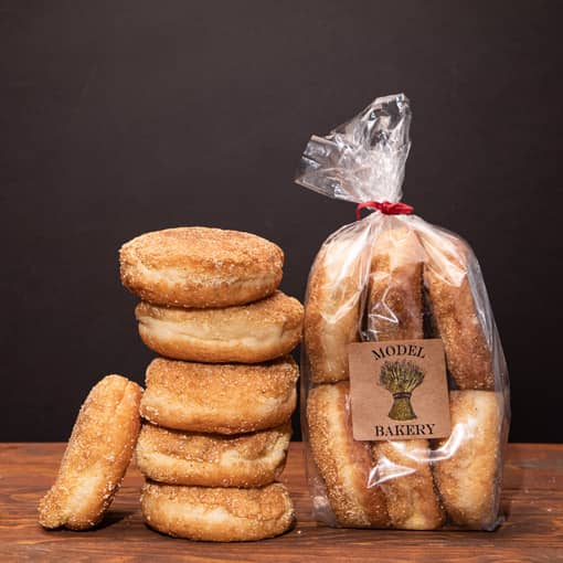 Model Bakery Delights