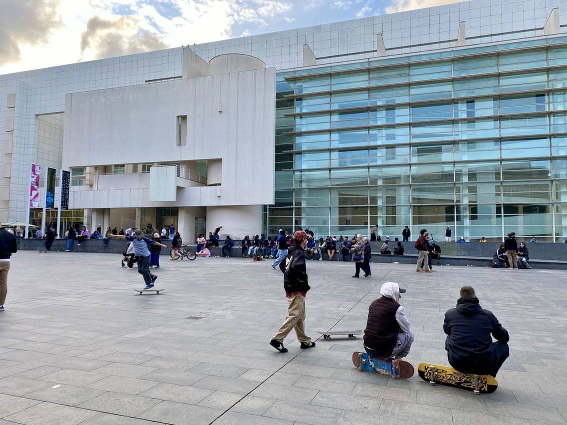 Plaça dels Àngels Skate Scene