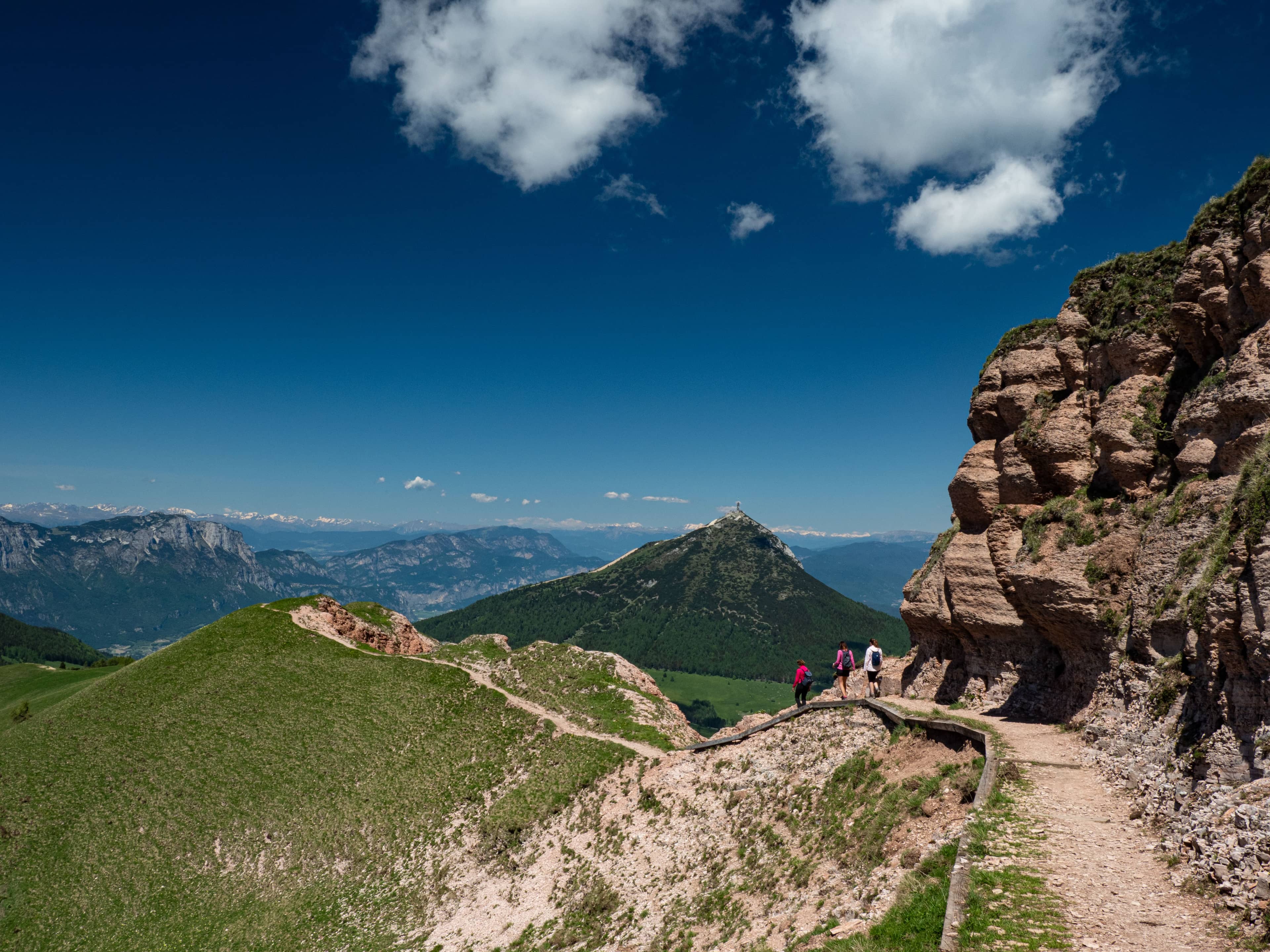Summer Hiking Trails