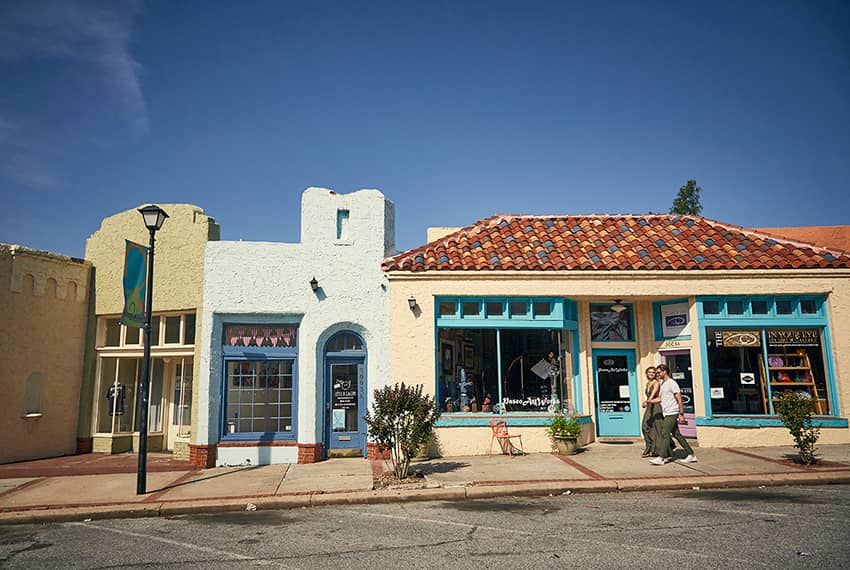 Unique Galleries & Shops