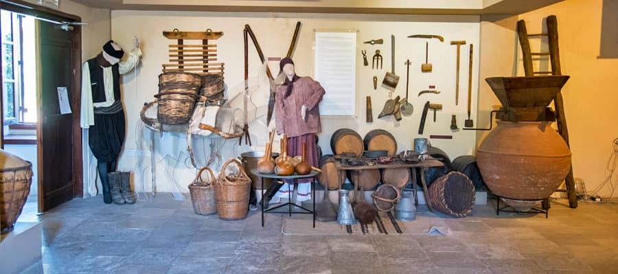 Historical Wine Exhibits