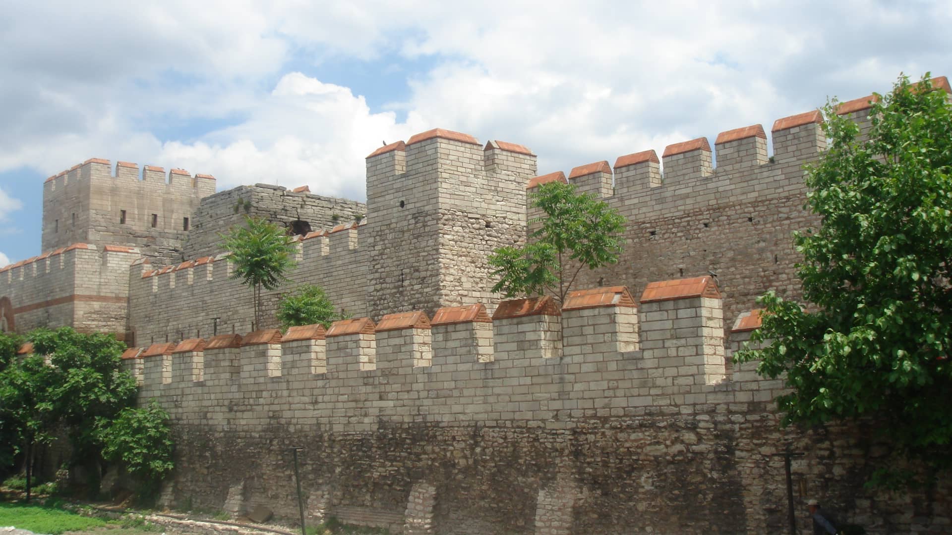 Inner Wall Walk