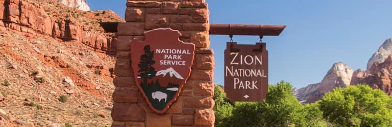 enterance sign to the park