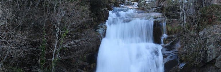 Uma das cascatas existentes no Parque Natural do Alvão