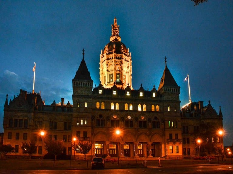 Connecticut State Capitol - at nught.