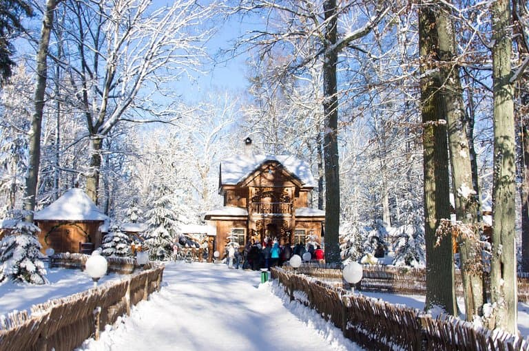 Изба Деда Мороза