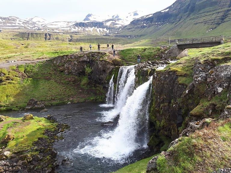 kirkjufellsfoss
