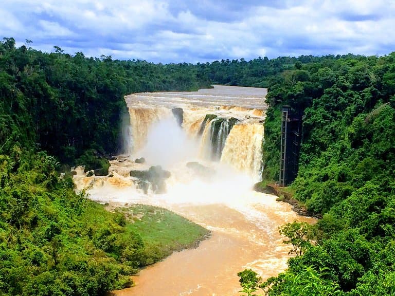 Saltos del Monday Paraguay