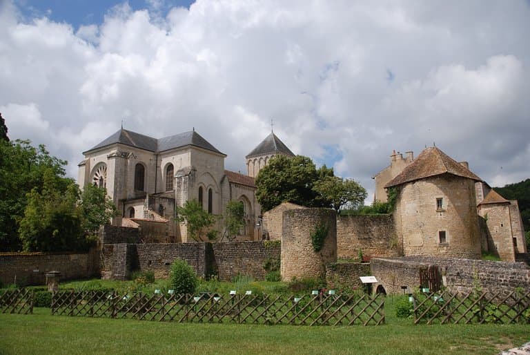 Abbaye de Nouaillé-Maupertuis