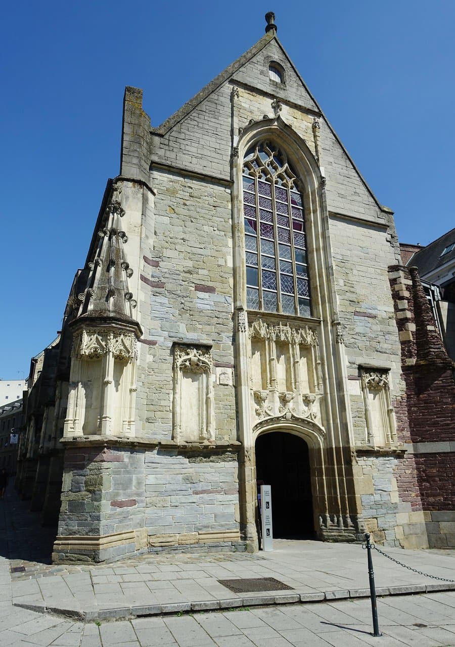 Chapelle Saint-Yves Tourist Office