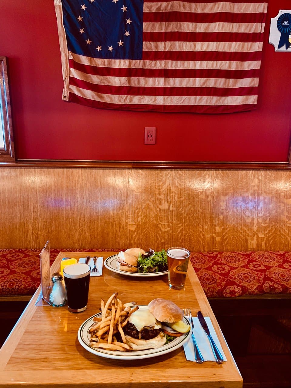 Great food, great drinks, great service!