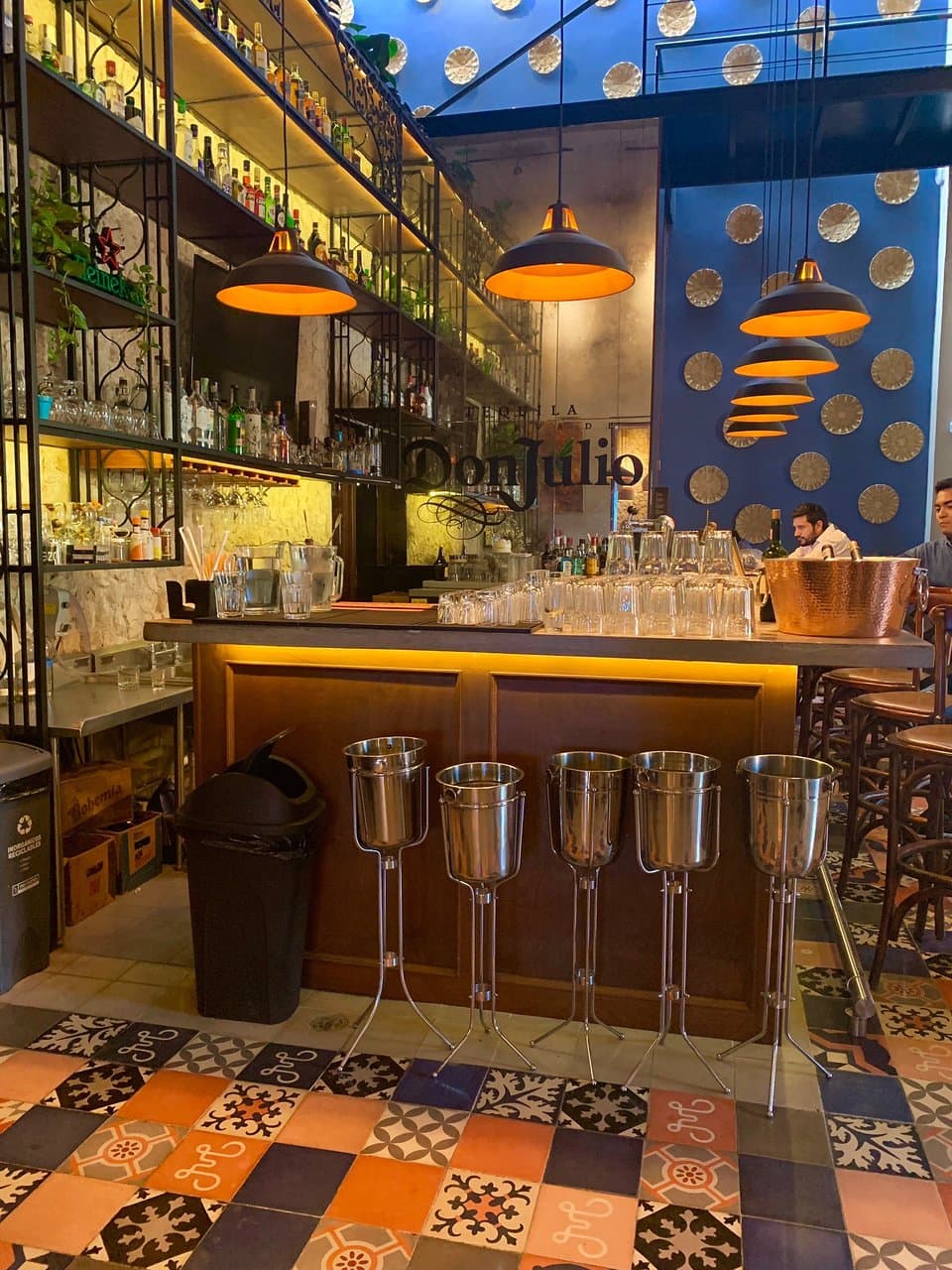 Muy agradable el lugar...mucho color, excelente atención y muy rico... No se les pase pedir el arroz cremoso.