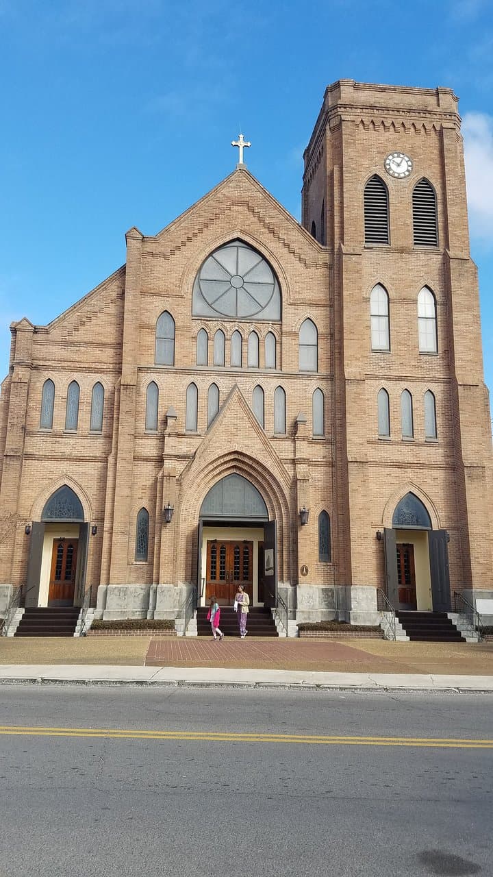 outside front of cathedral