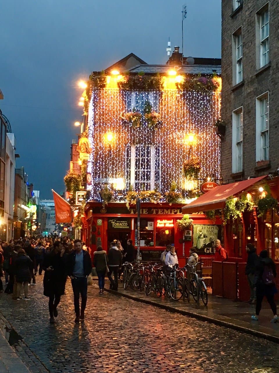 Wander through Temple Bar