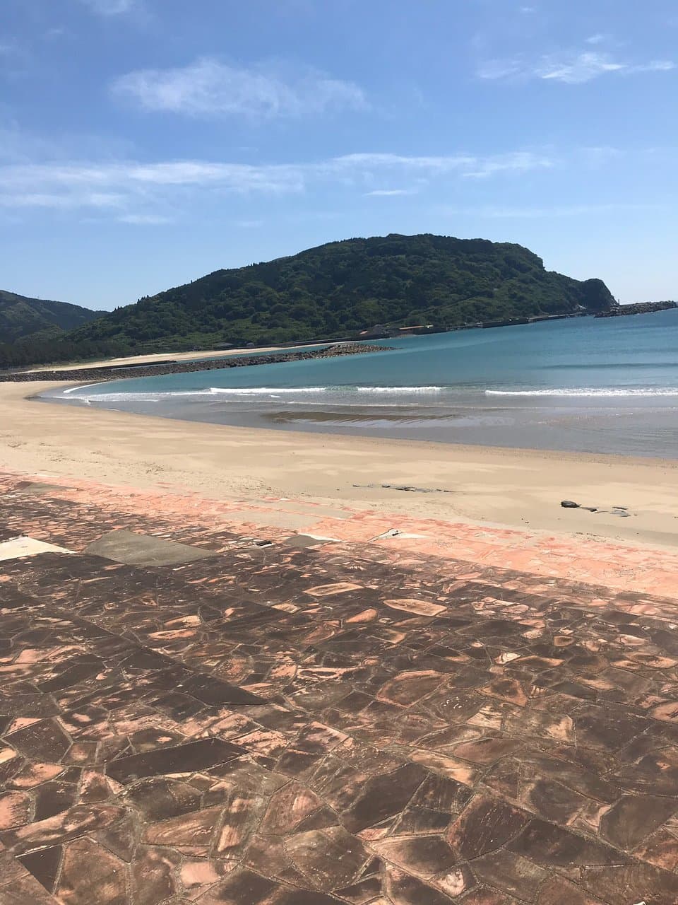 Shiratsuru-hama Beach