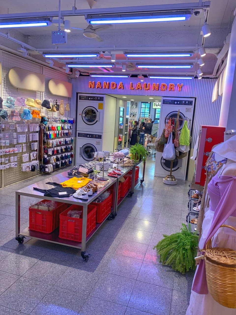 Discover unique finds at 3CE