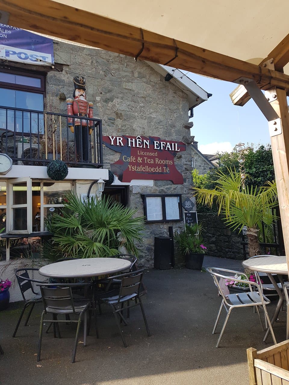 Yr Hen Efail