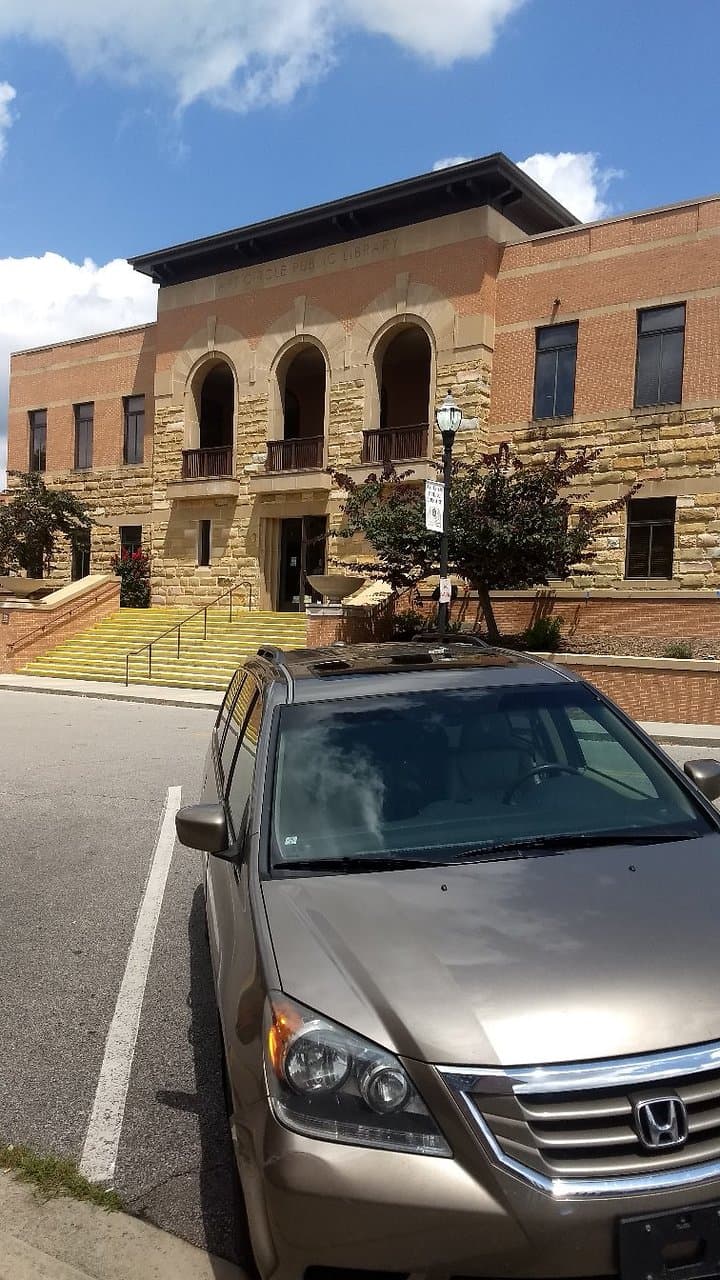 Art Circle Public Library