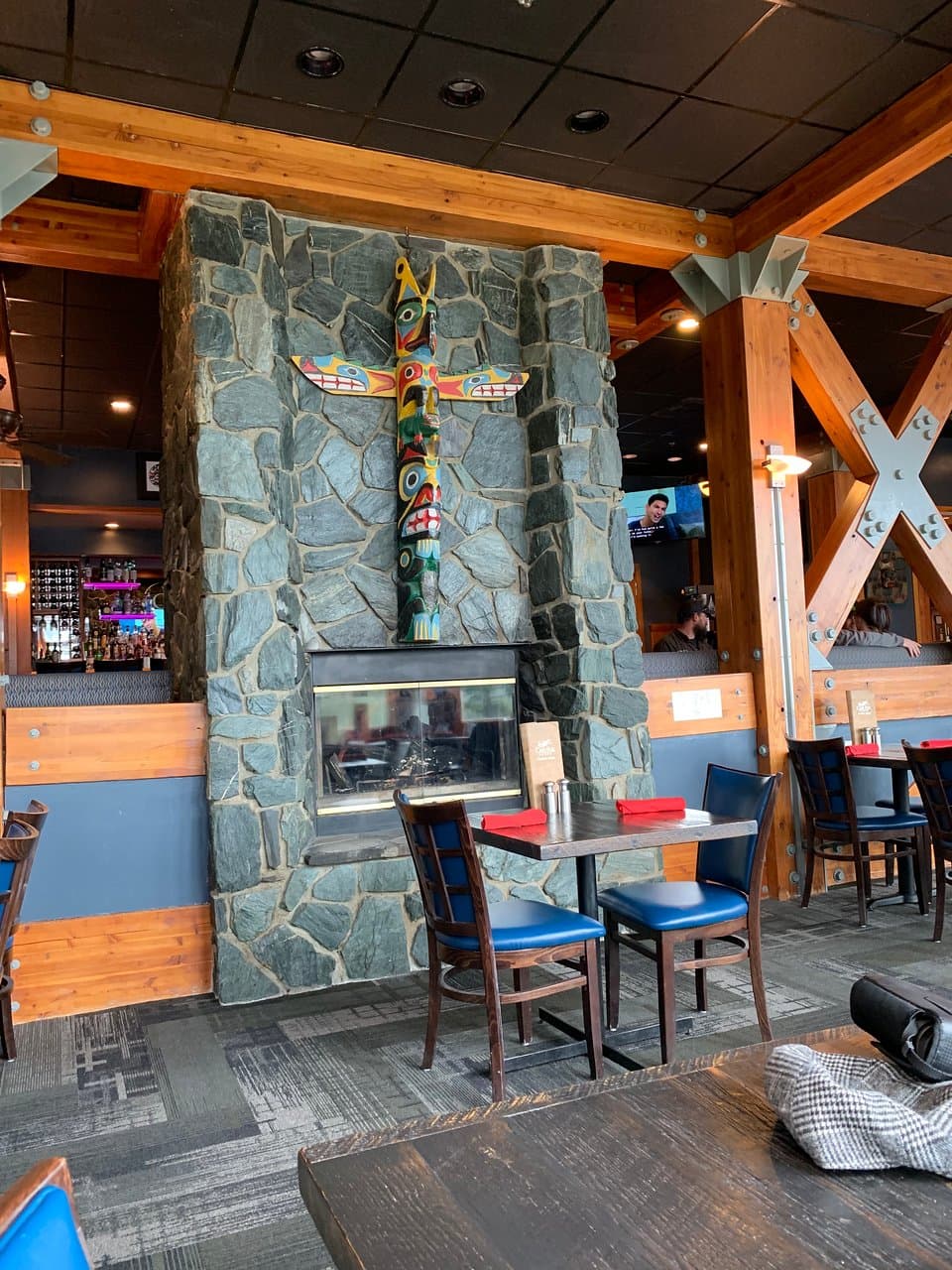 Heen Kahidi Dining Room