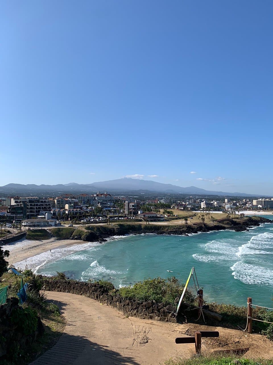 On the way up to Seoubong