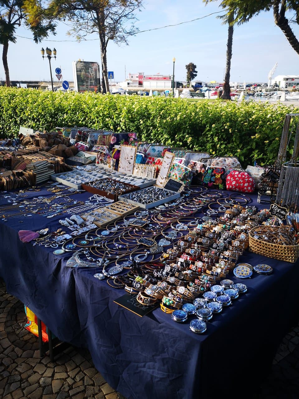 Pajuçara Handicraft Market
