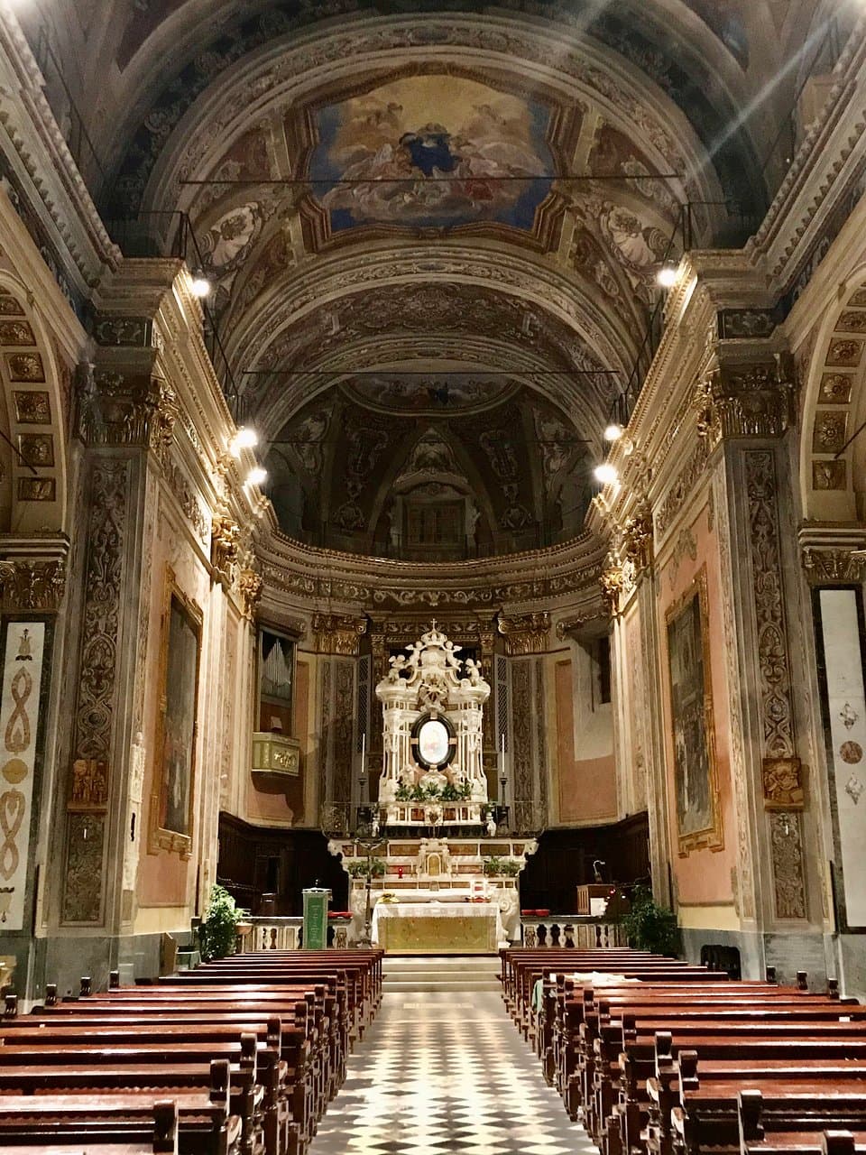 Abbazia di Santa Maria di Pia Finalpia