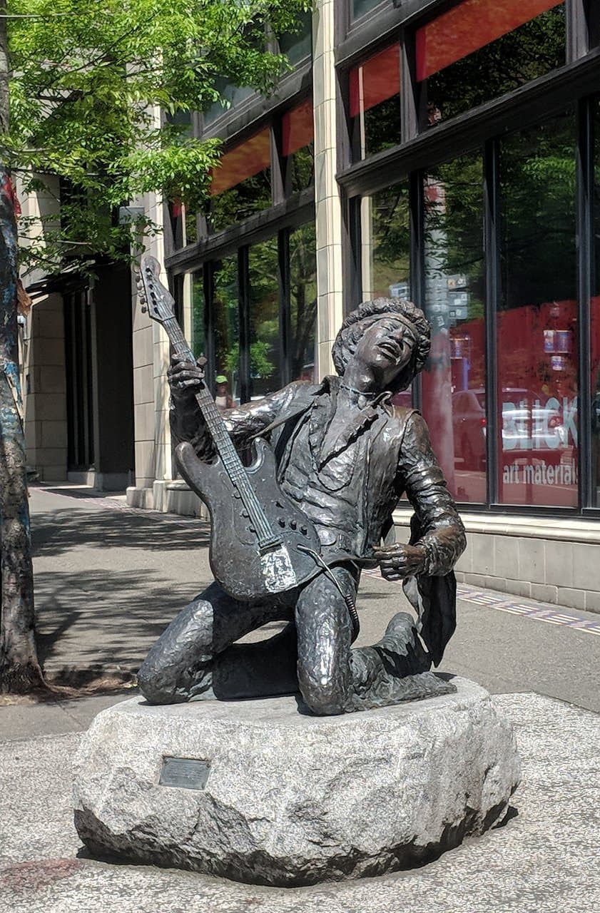 The Electric Lady Studio Guitar, commonly referred to as the Jimi Hendrix Statue.