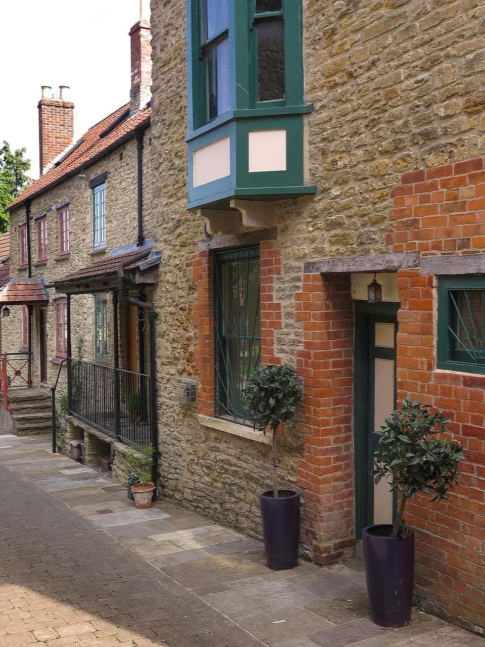 Catherin Hill, or St Catherine's Hill, Frome, Somerset - So many unique shops, restaurants and a few bars - Historical, and architecturally intriguing