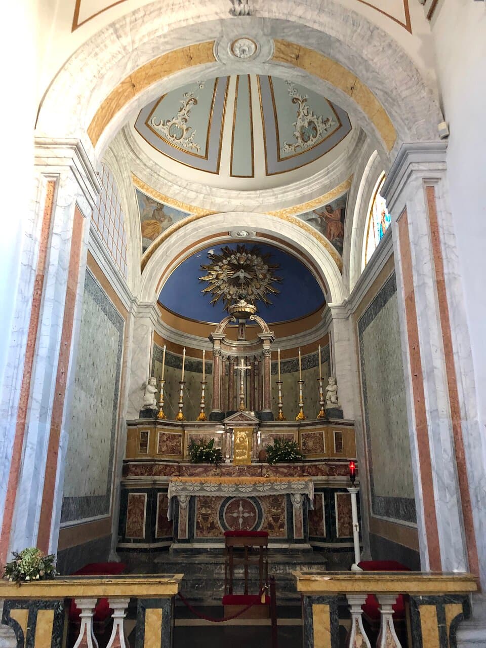 Side chapel