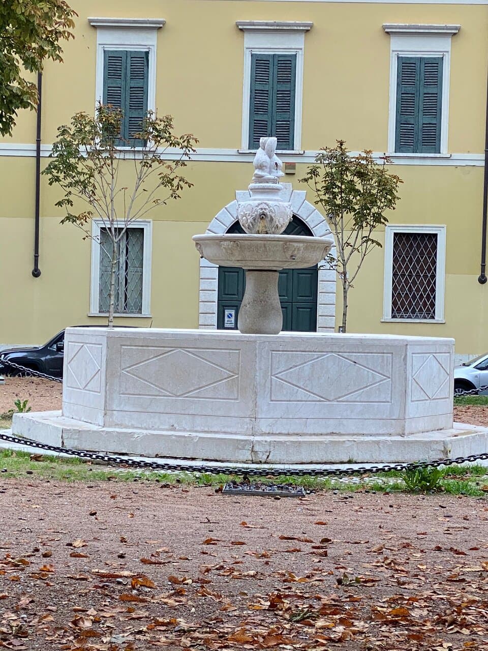 Piazza Tebaldo Brusato