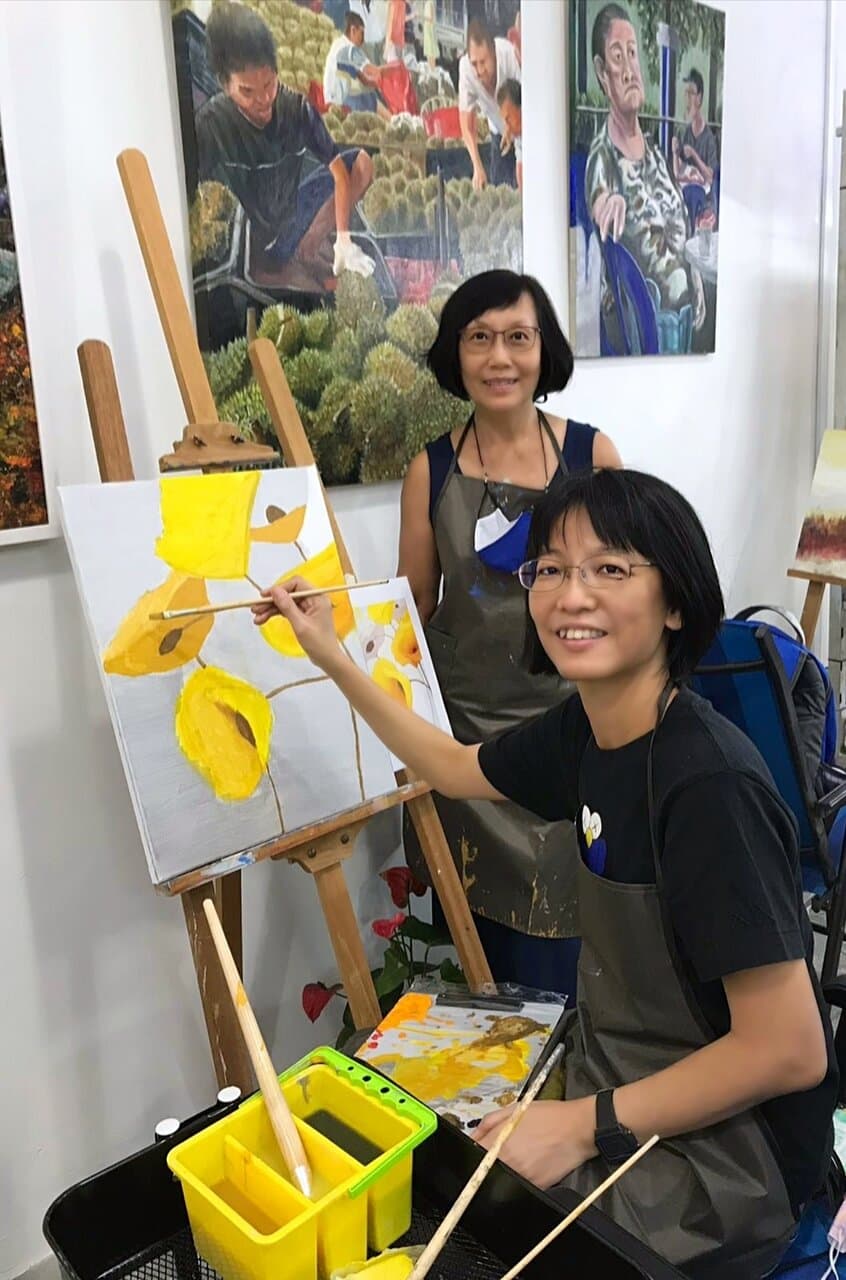 Create Art at an Art Jamming Studio