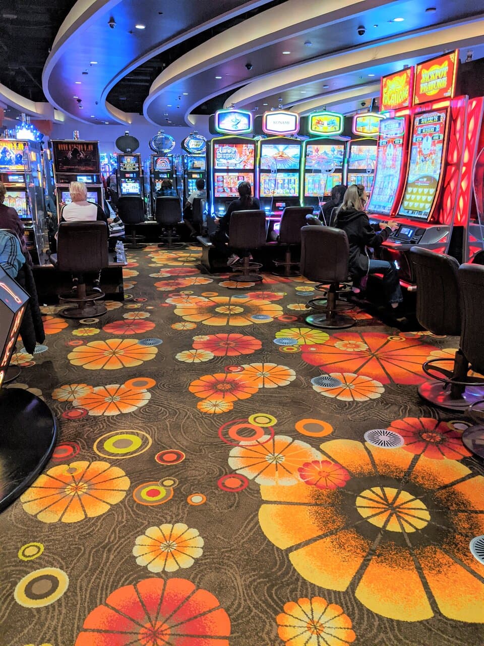Bright coloured carpet at Chumash Casino.