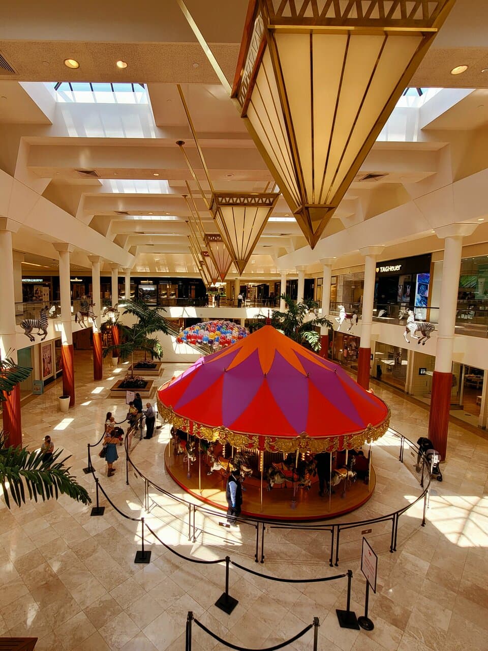 South Coast Plaza photos of the area and stores