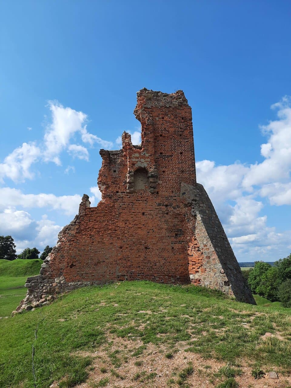 Щитовая башня