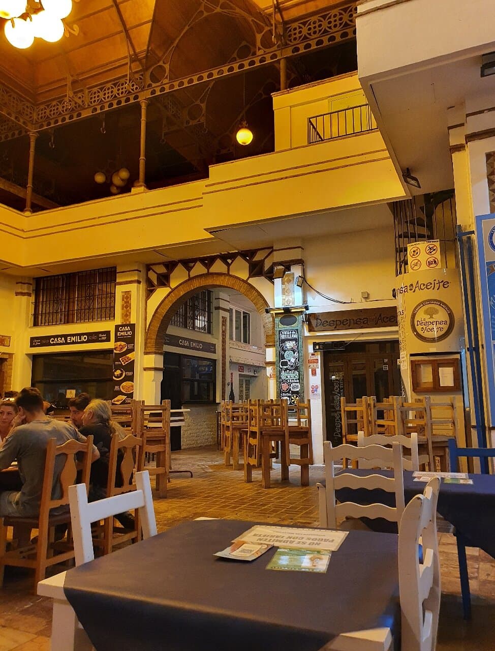 La Despensa Del Aceite Taberna Andaluza Arroyo De La Miel.