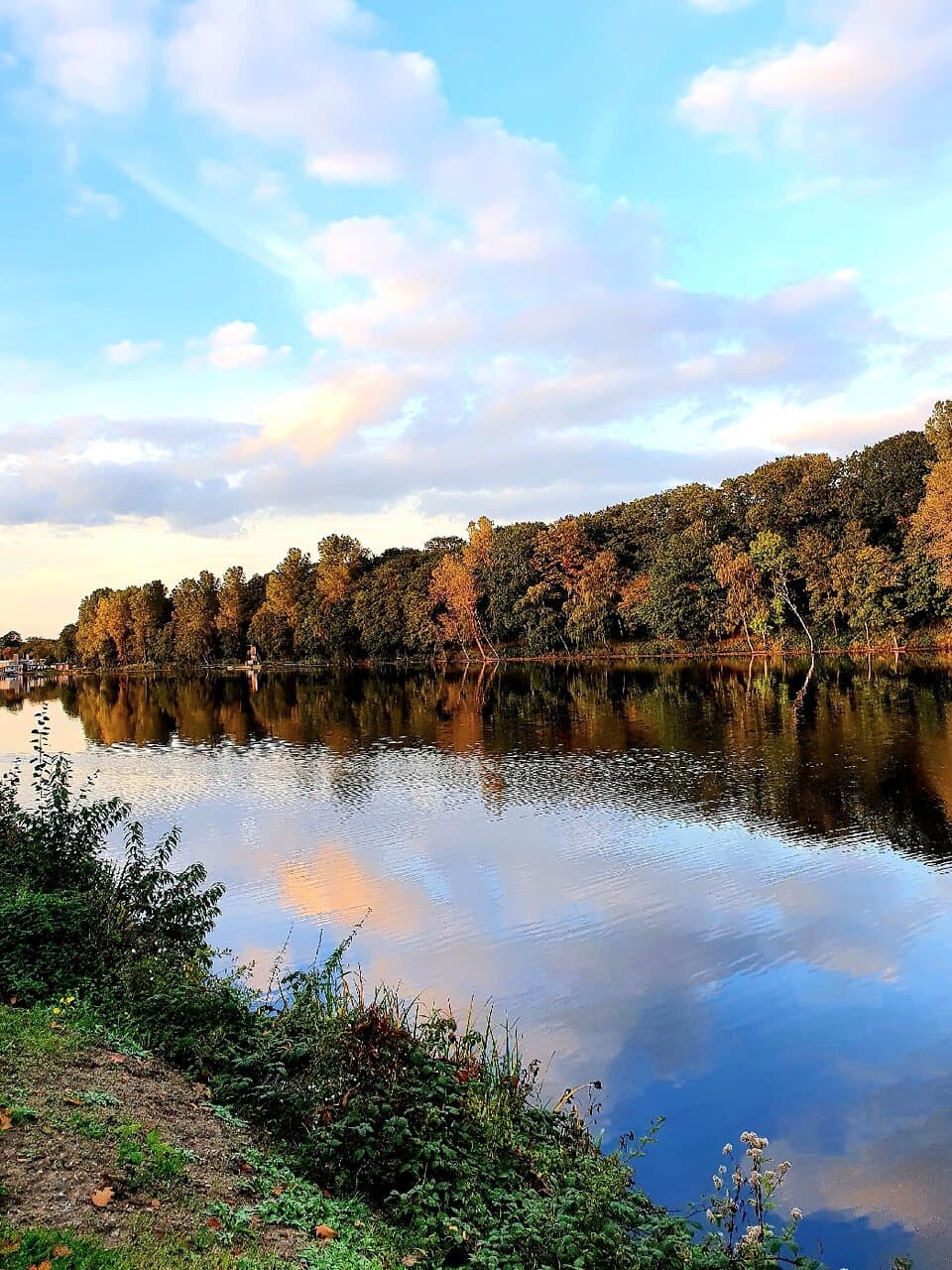 Nice walk with friends😊🌍