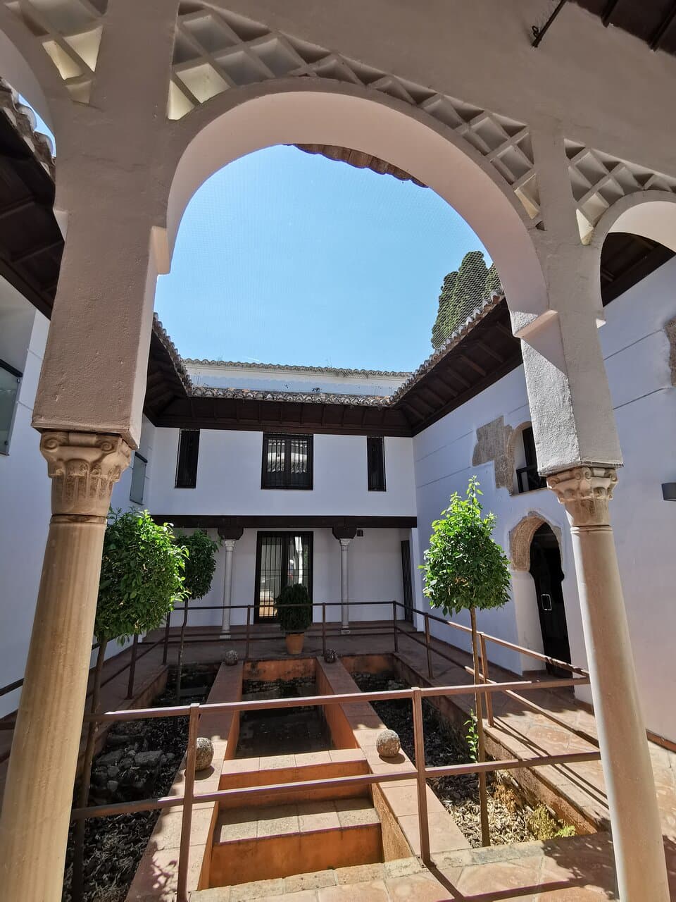 Patio central.