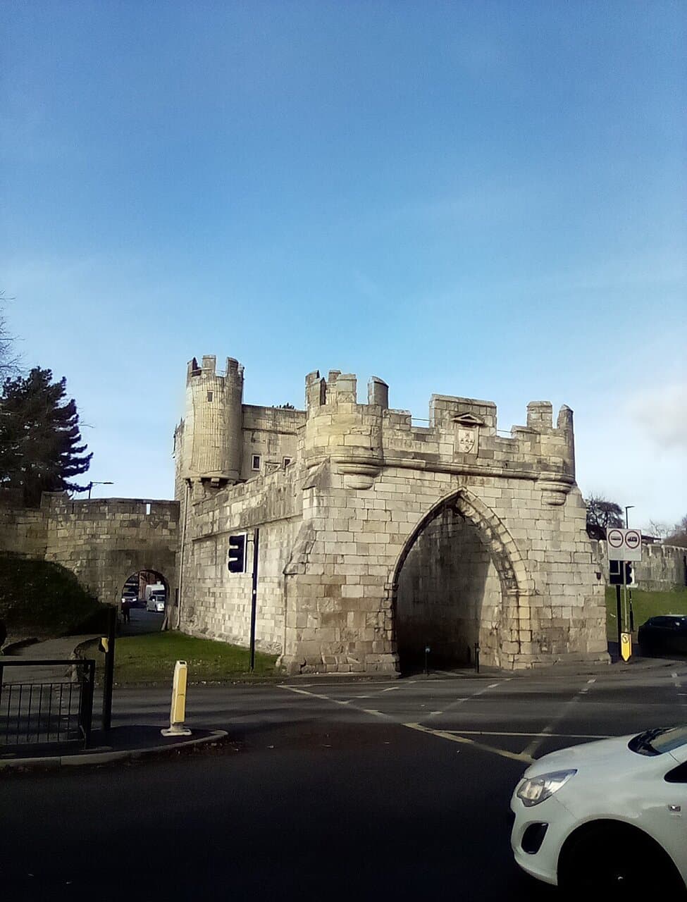Walmgate Bar