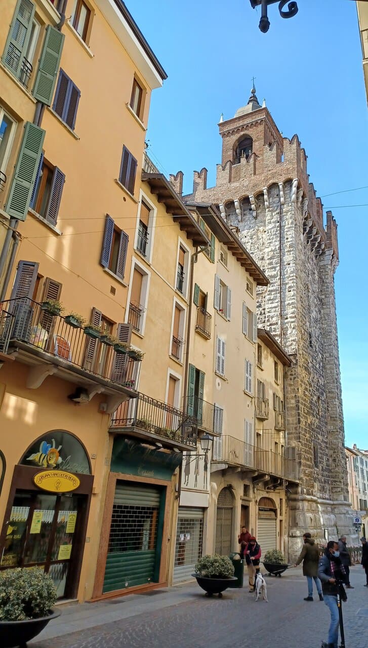 ...la Torre vista dal Corso!!!