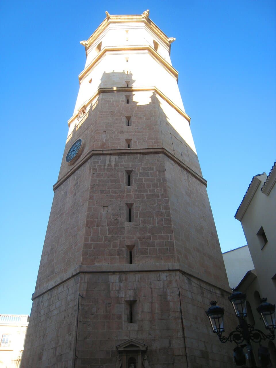 Four internal floors 