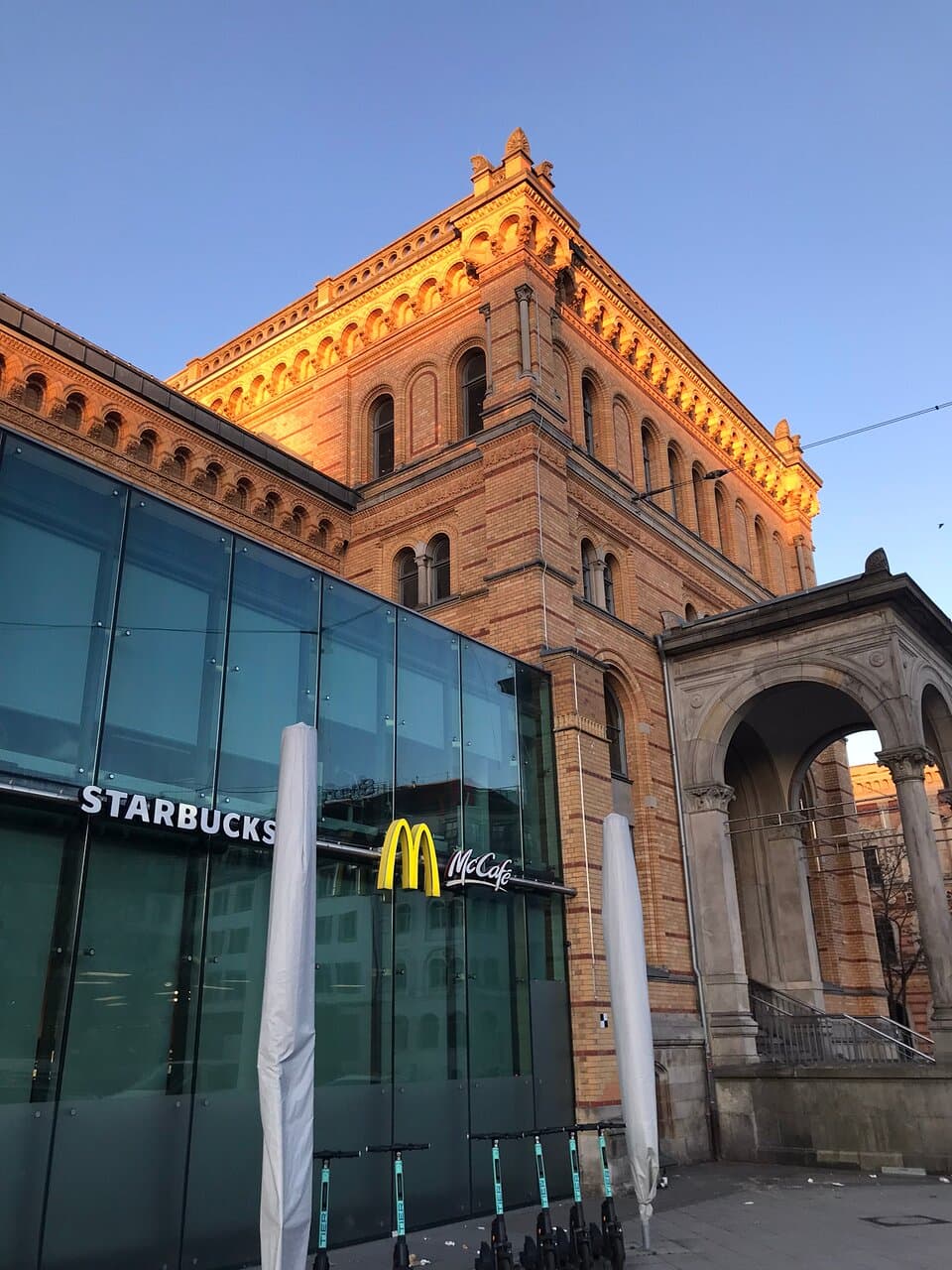 Hannover Hauptbahnhof - hlavná železničná stanica