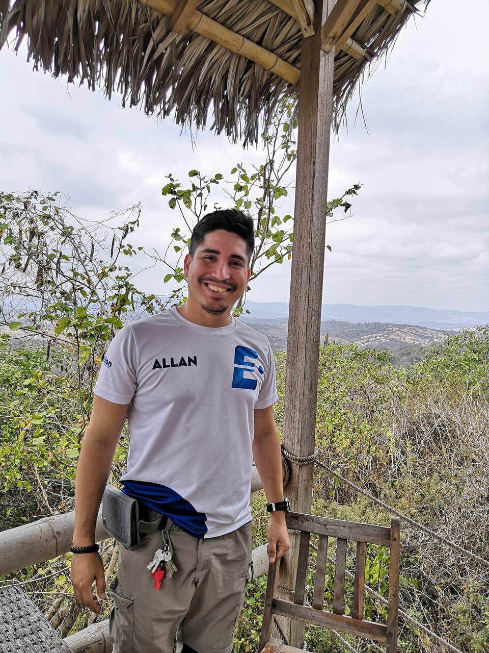 Dried forest and our native culture, let's discover Ecuador and its hidden beauty.